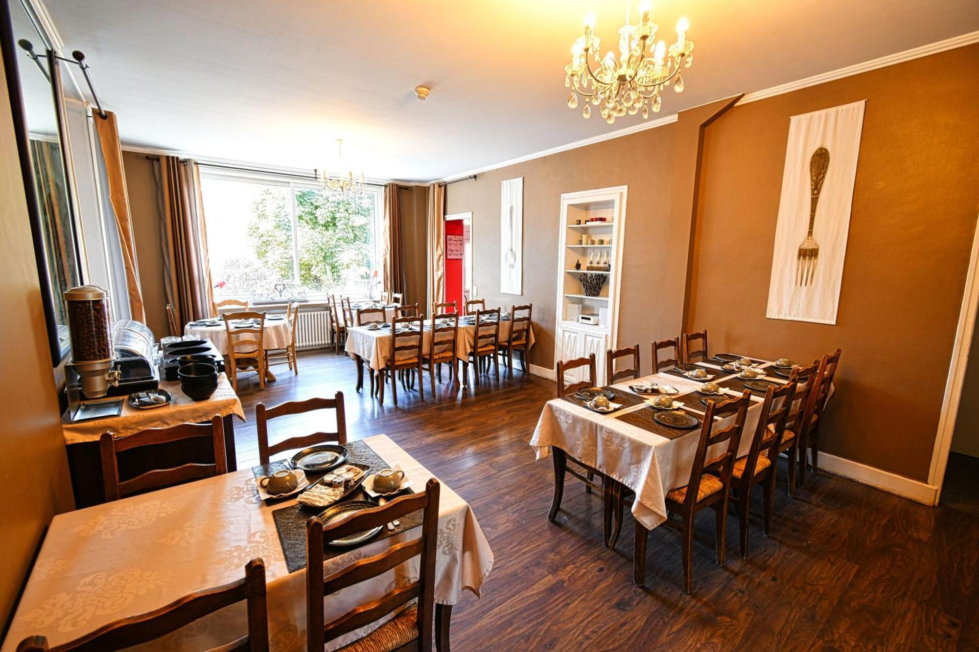 Hotel Edelweiss Briancon  Bagian luar foto