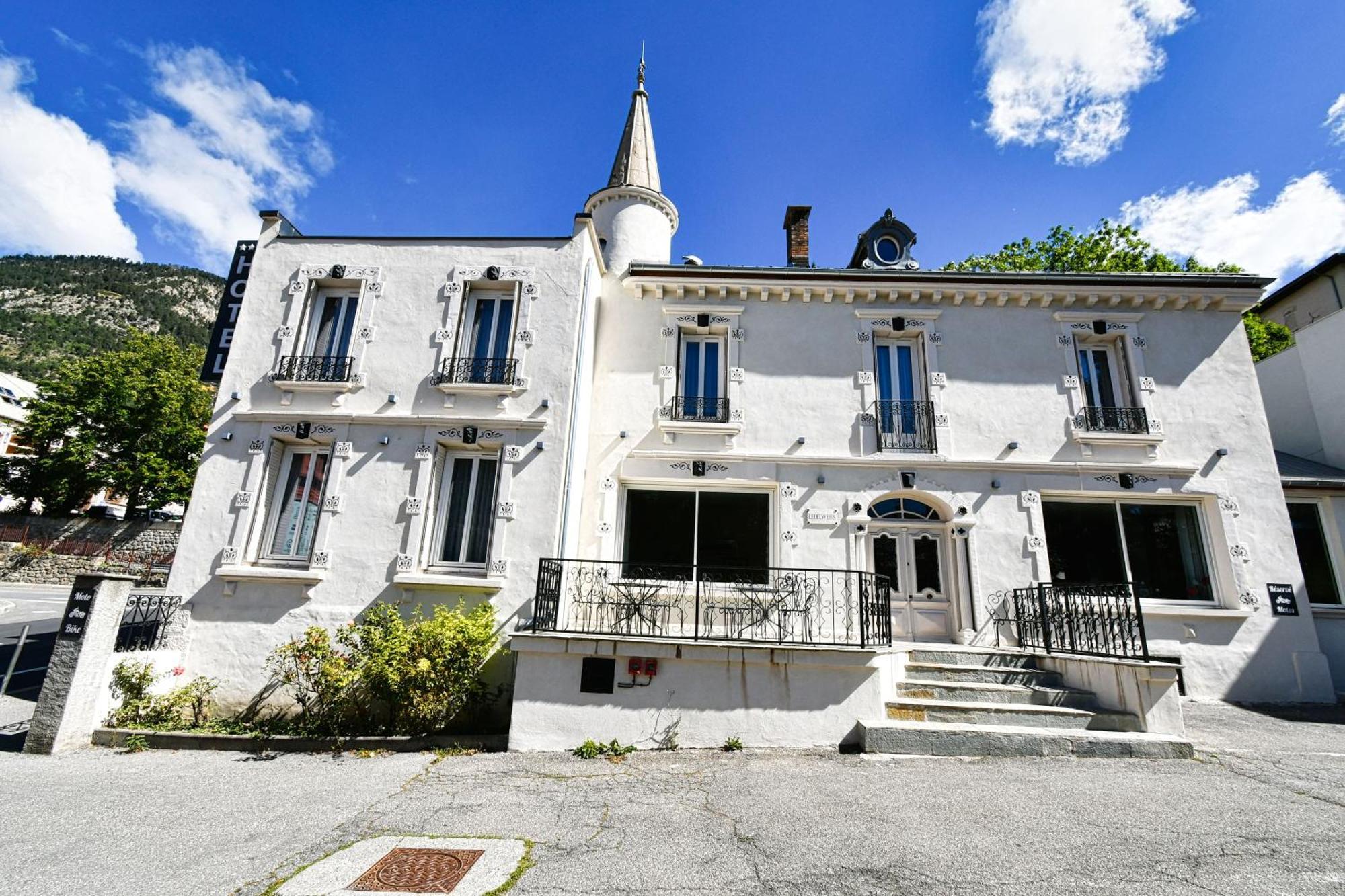 Hotel Edelweiss Briancon  Bagian luar foto